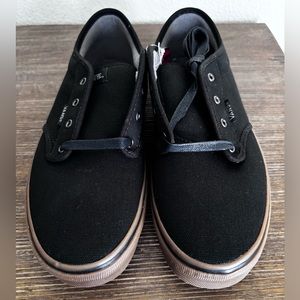 Vans Atwood sneakers in youth size 7